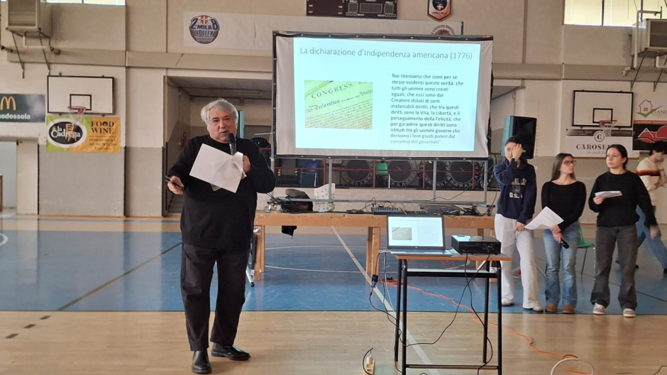Studenti dello Spezia a scuola di democrazia con il professor Paolo Naso 